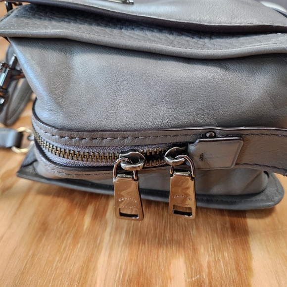 Coach 1941 Dreamer - Picture 8 of 14